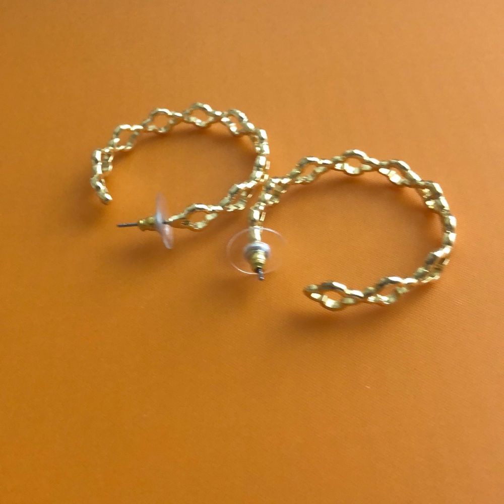 Kinder Scott large hoop earrings in good condition